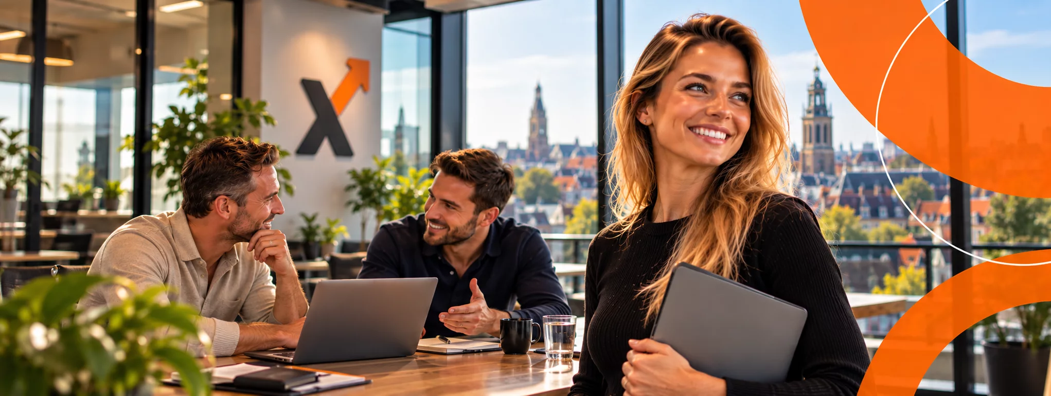 Technisch medewerker in een moderne industriële werkomgeving